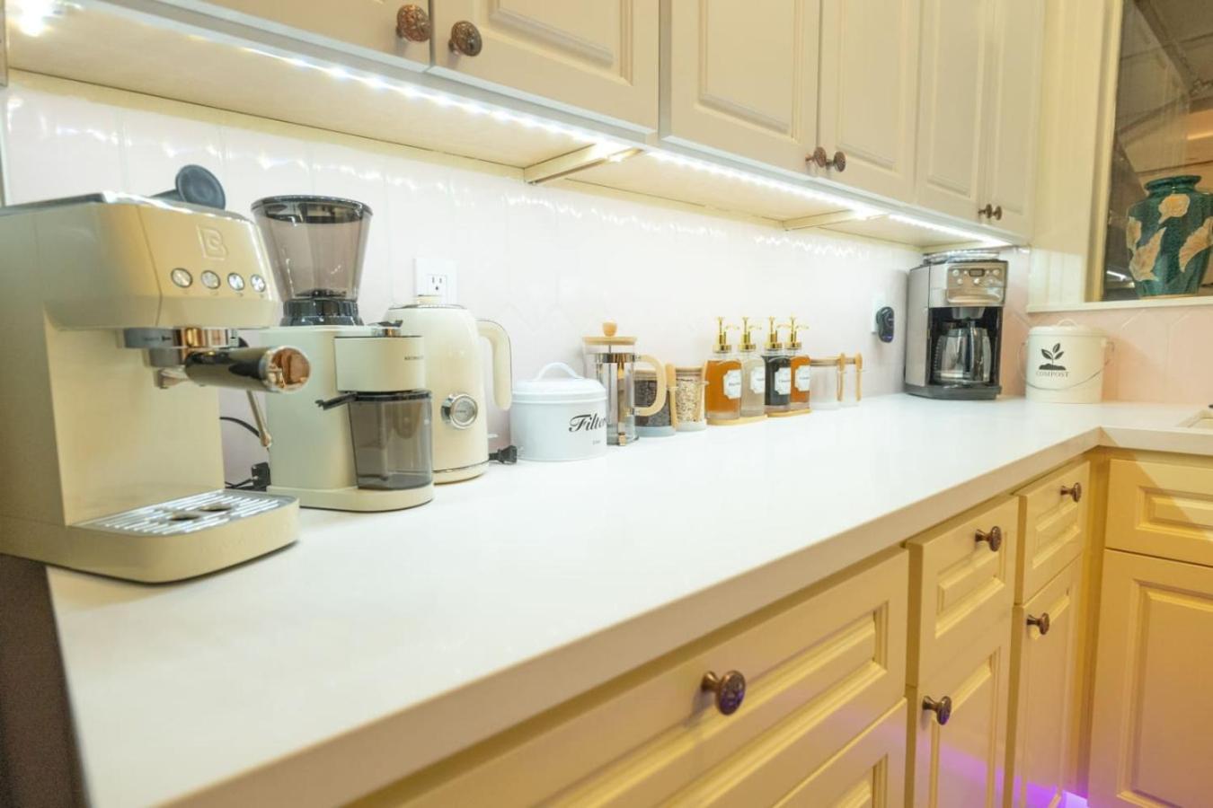Iconic Luxury Location Golden Gate Views 3bd