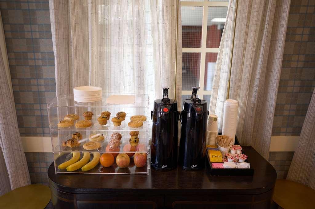 Fiona Hotel 3*