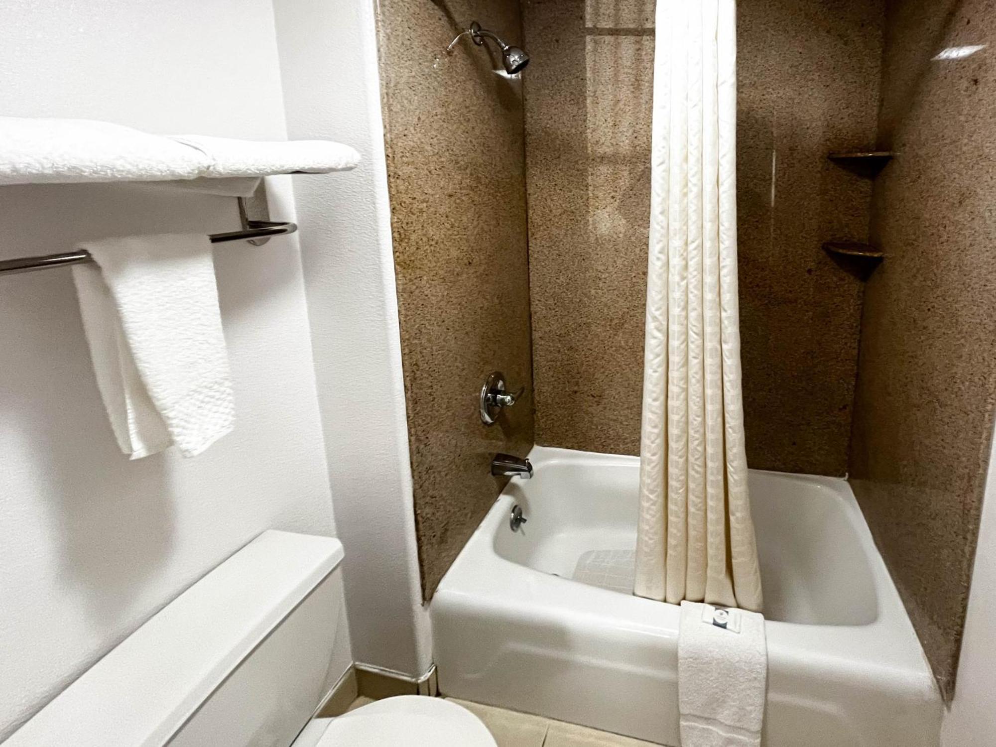 6 Ca Lombard Street 3*