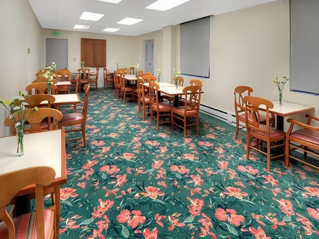Hotel The Monarch 2*