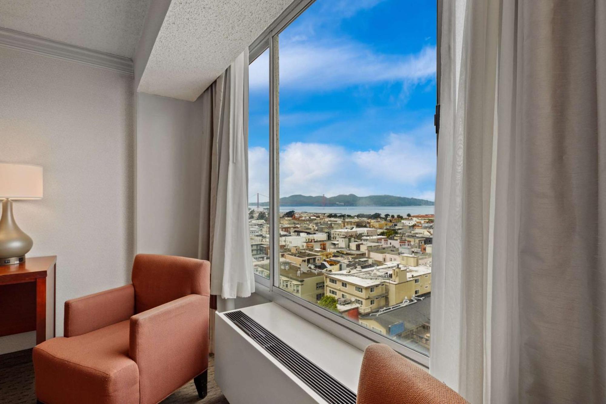 Comfort By The Bay 3*