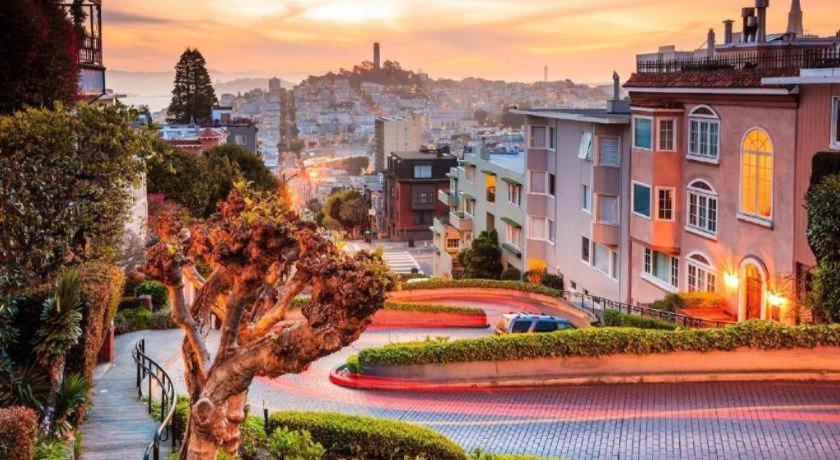 Adante Hotel, A C-two 3*