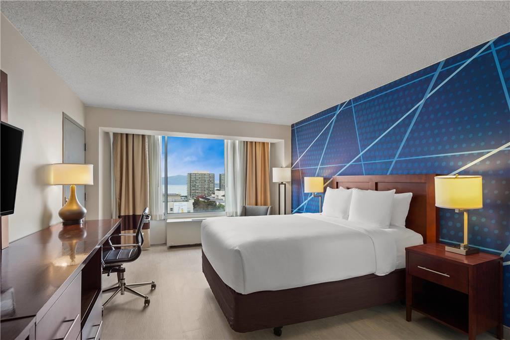 Comfort By The Bay Inn 3*