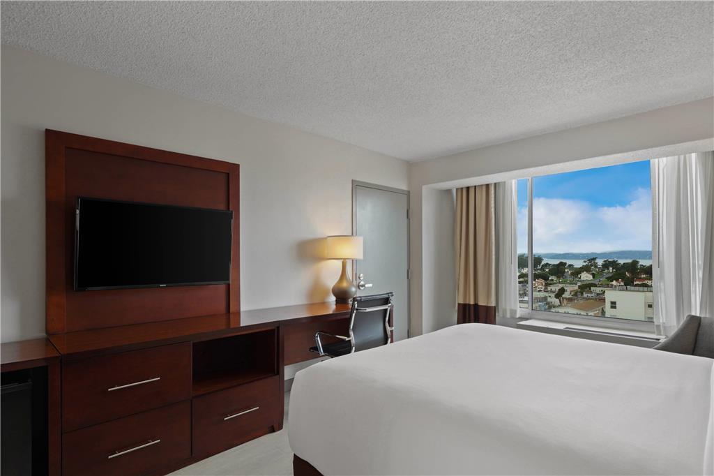 Inn Comfort By The Bay 3*