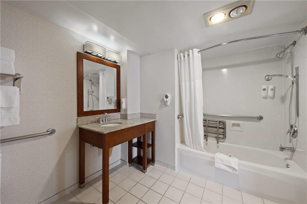 Comfort By The Bay 3*