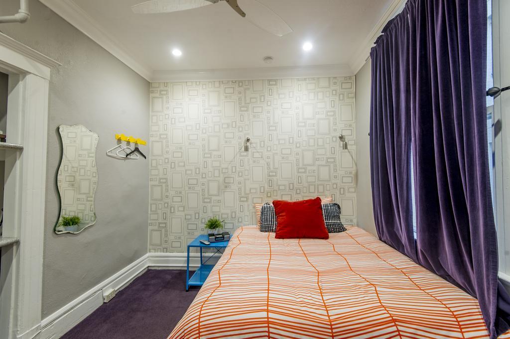 Hostel Ansonia