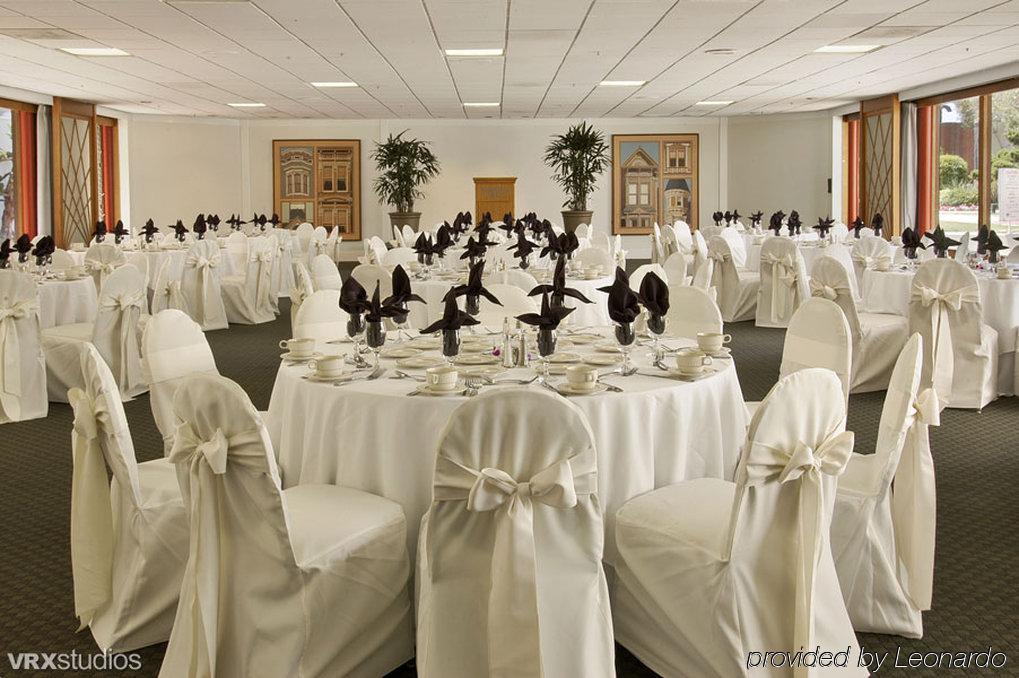 Cathedral Hill Hotel 3*