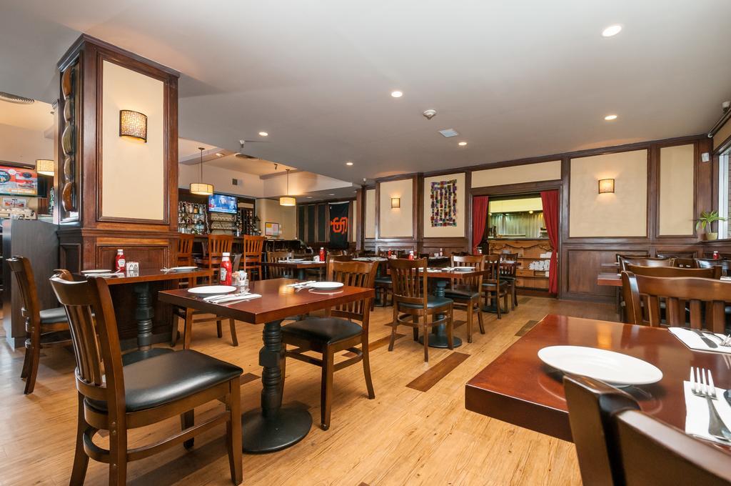 The Pickwick Hotel 3*