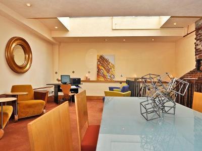 Metropolis 3*