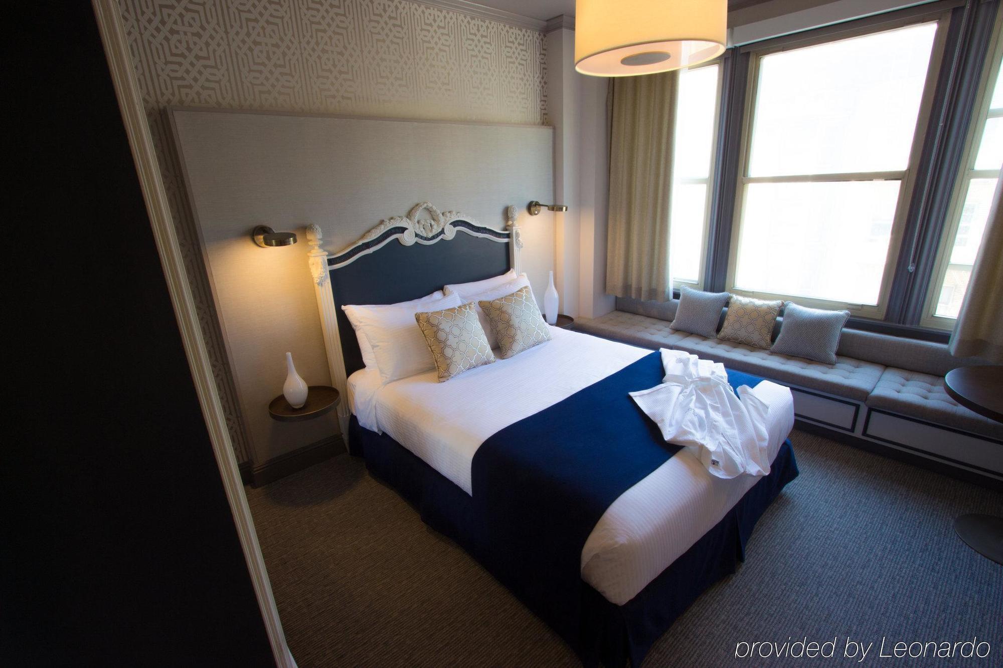 Hotel Warwick