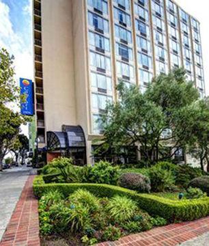 Comfort By The Bay Inn