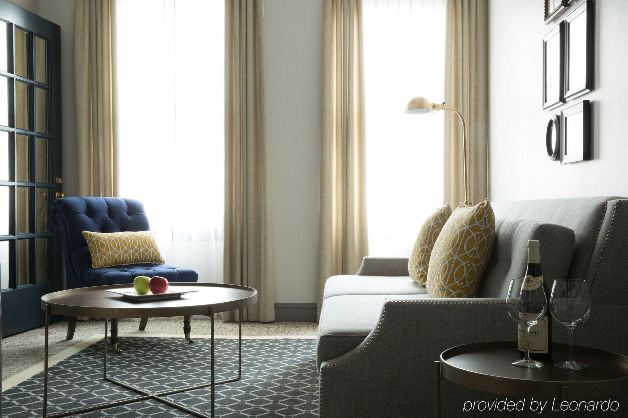 Warwick 4* San Francisco