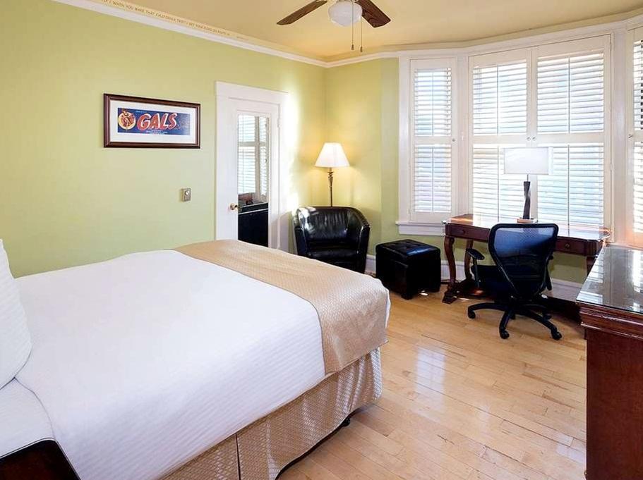 Staypineapple, An Elegant Hotel, Union Square Hotel San Francisco