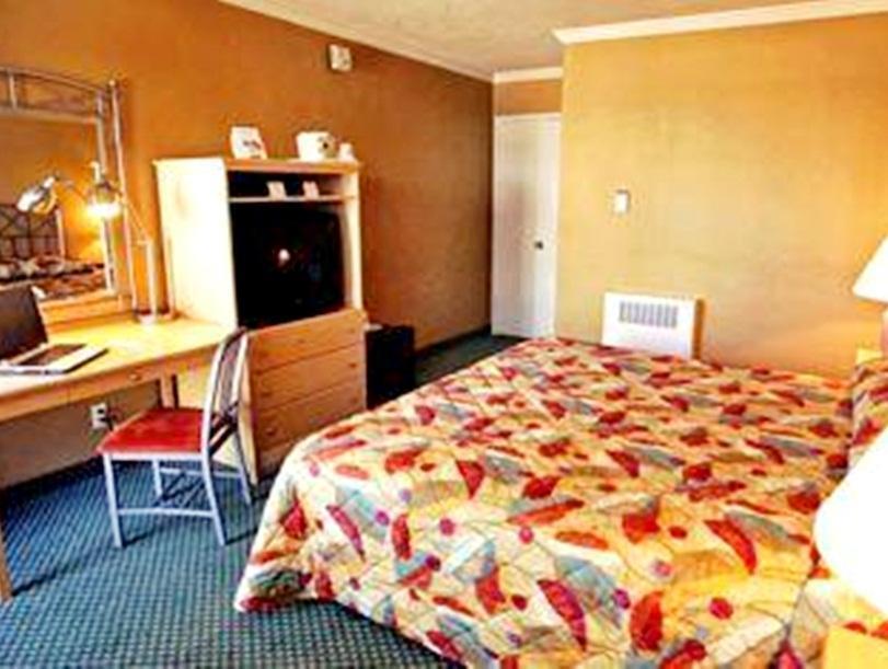 Civic Center Motor Motel