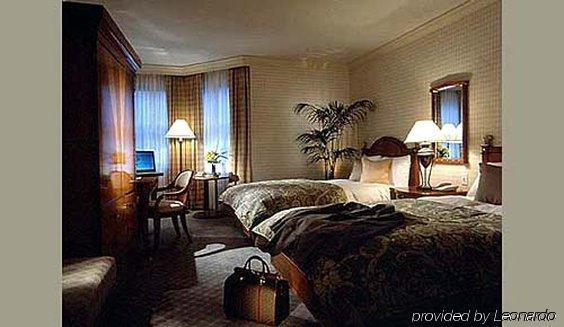 Orchard Hotel