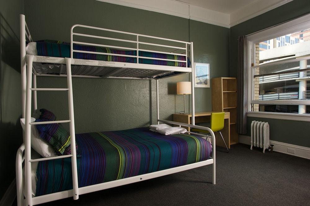 Hi Downtown (adults Only) Hostel *