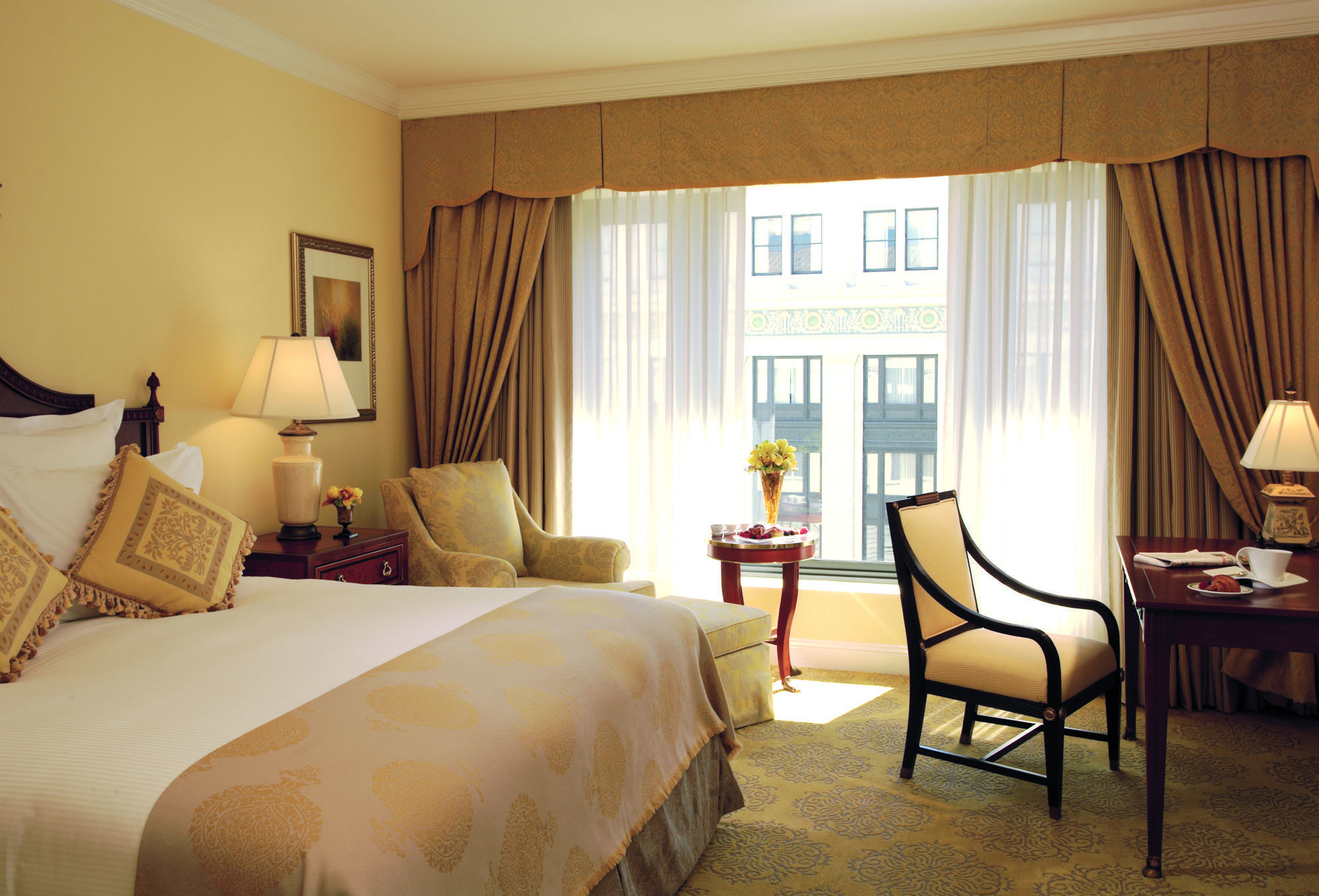 Hotel The Ritz-carlton, 5*