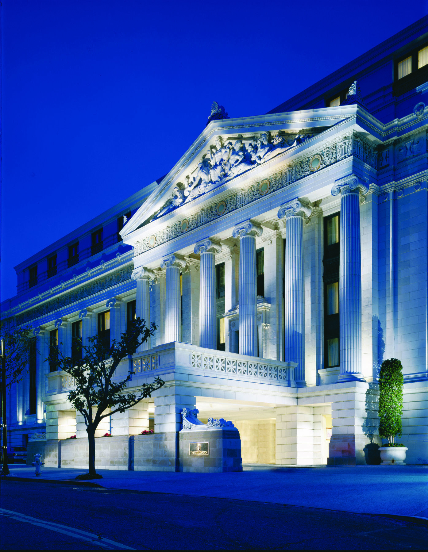 Hotel The Ritz-carlton,