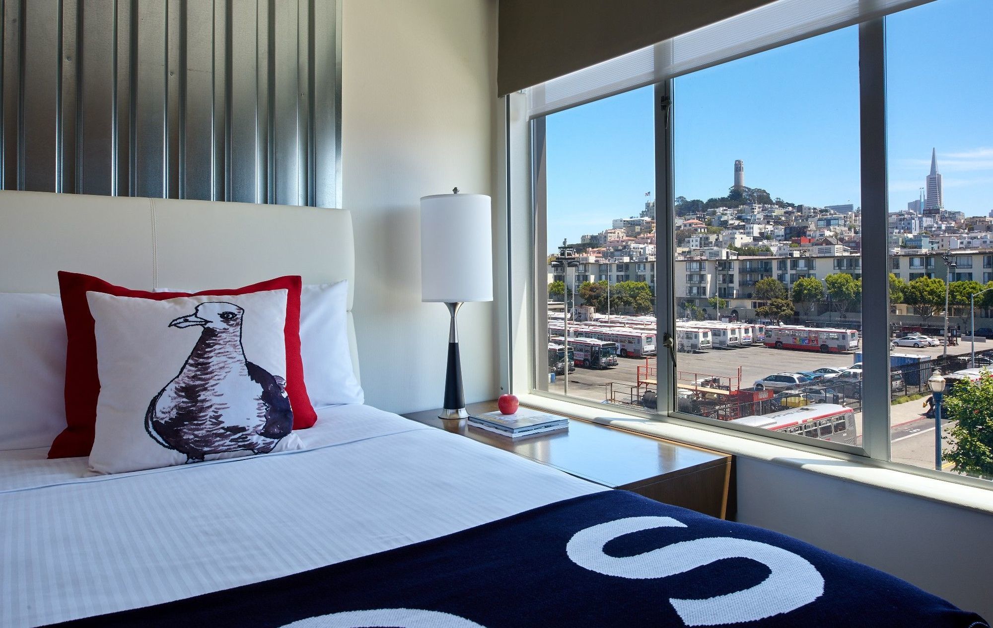 Hotel Zephyr 4*