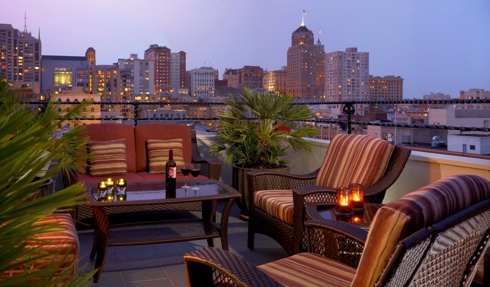 Hotel Adagio, Autograph Collection