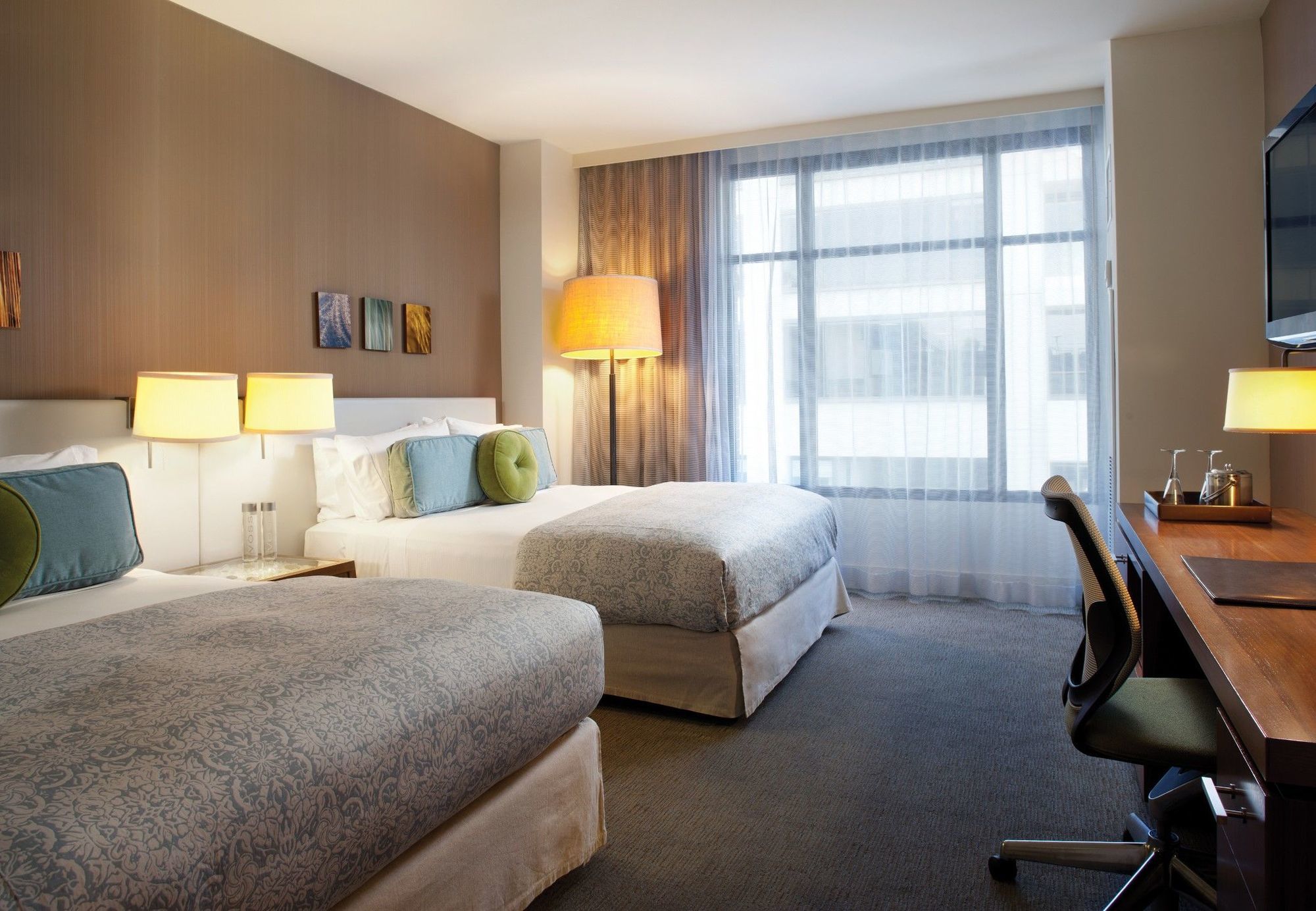 Hotel 1