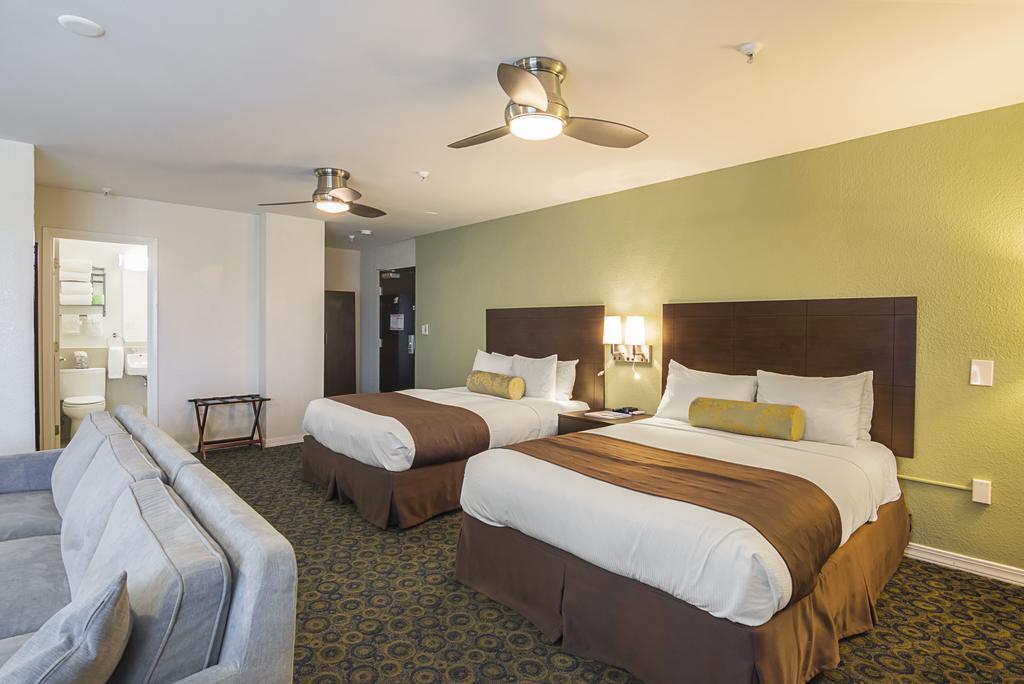 Hotel Heritage Marina