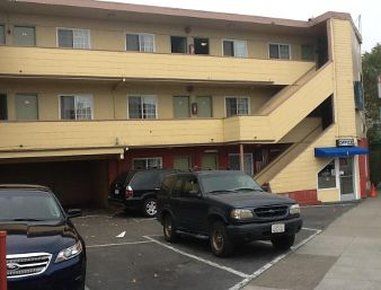 Economy Motel 2*