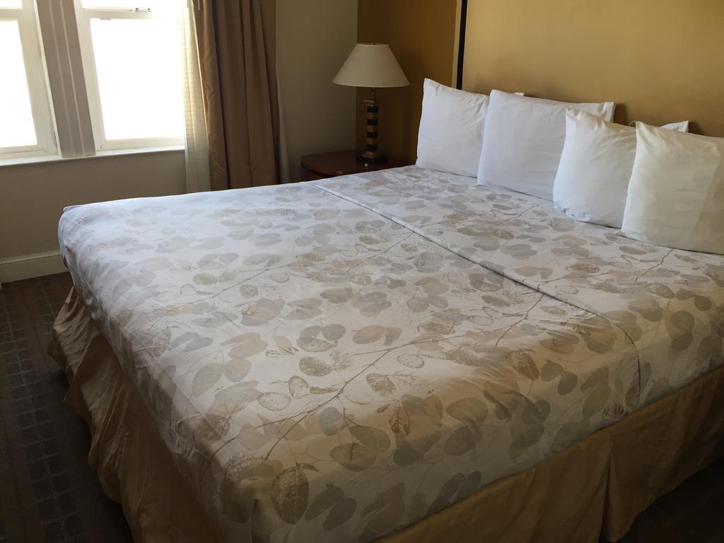 Americas Value & - Soma Hotel