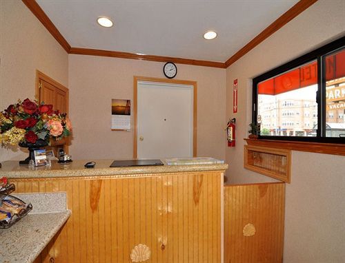 Motel Geary Parkway 2*