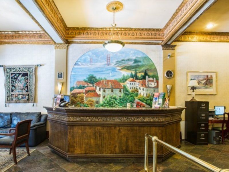 Adante Hotel, A C-two 3*