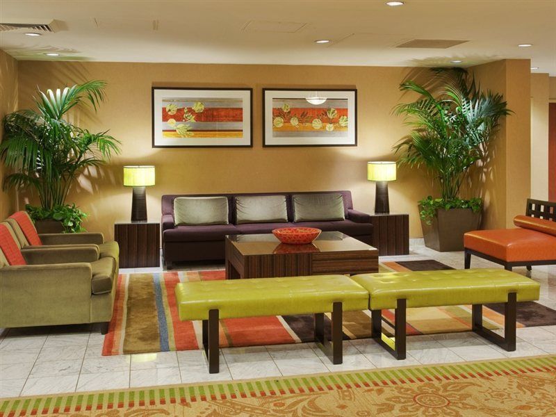 Holiday - Golden Gateway Newly Renovated With No Fee