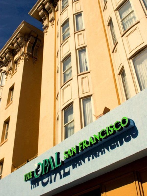Courtyard By Marriott Downtown/van Ness Ave Hotel