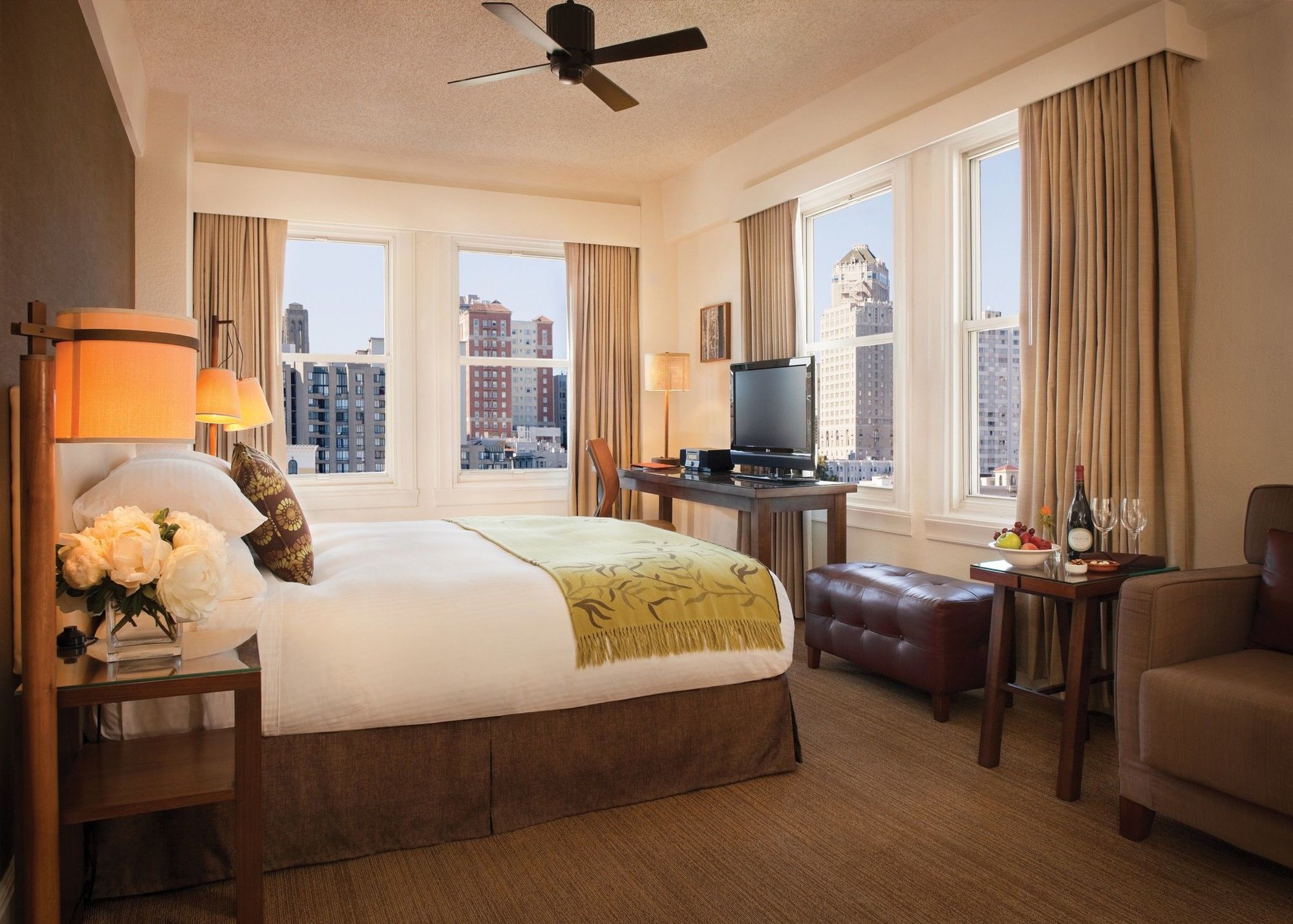 Adagio, Autograph Collection Hotel