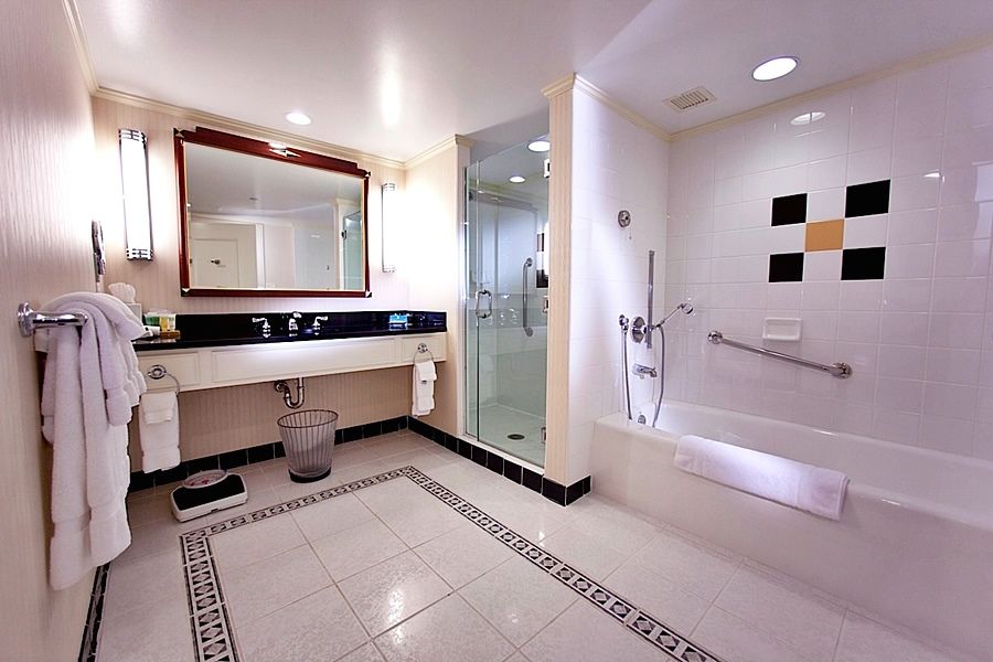 Orchard Hotel 4*