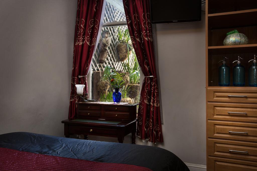 Bed & Breakfast Noe's Nest San Francisco