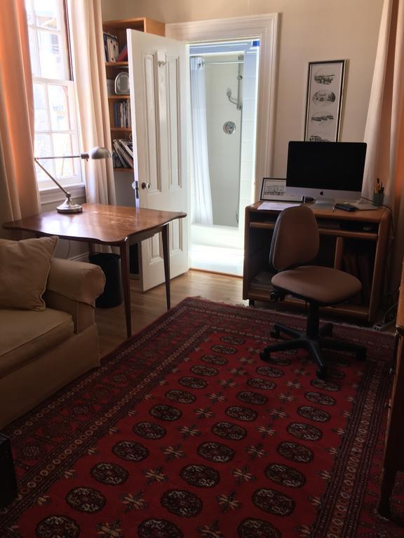 Sweet Baker Street Homestay *