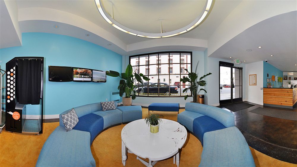 Garrett Hotel