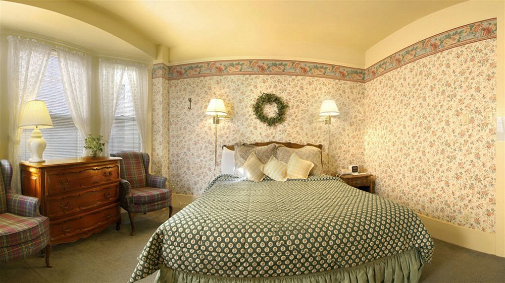 Hotel Petite 3*