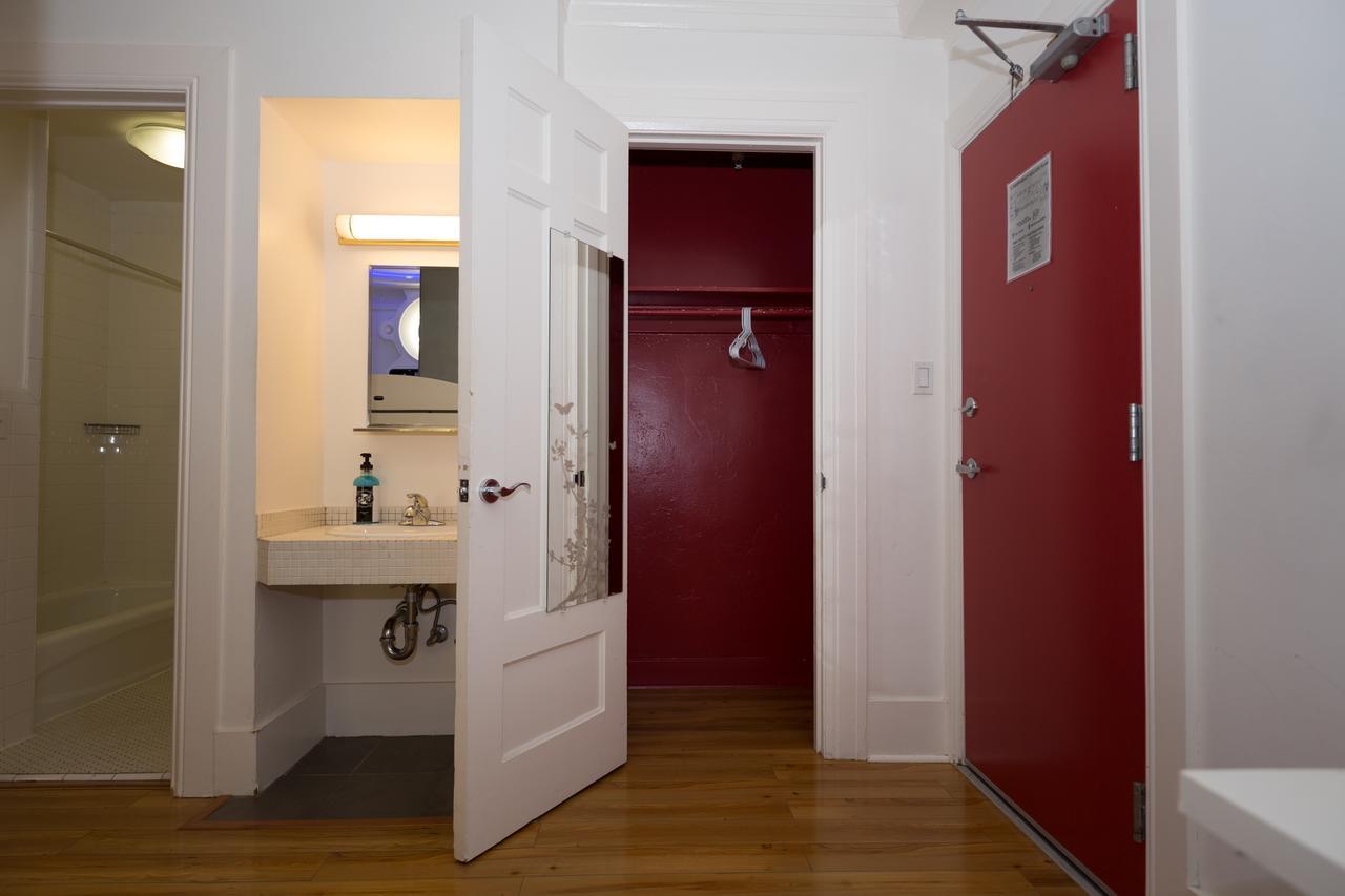 Capsule hotel Pod Powell St Union Square 2*