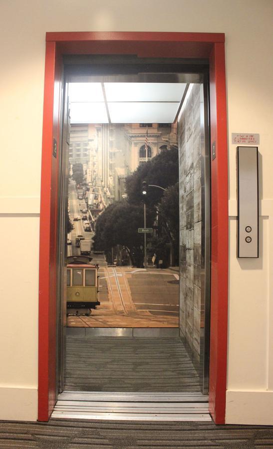 Pod Powell St Union Square Capsule hotel 2*