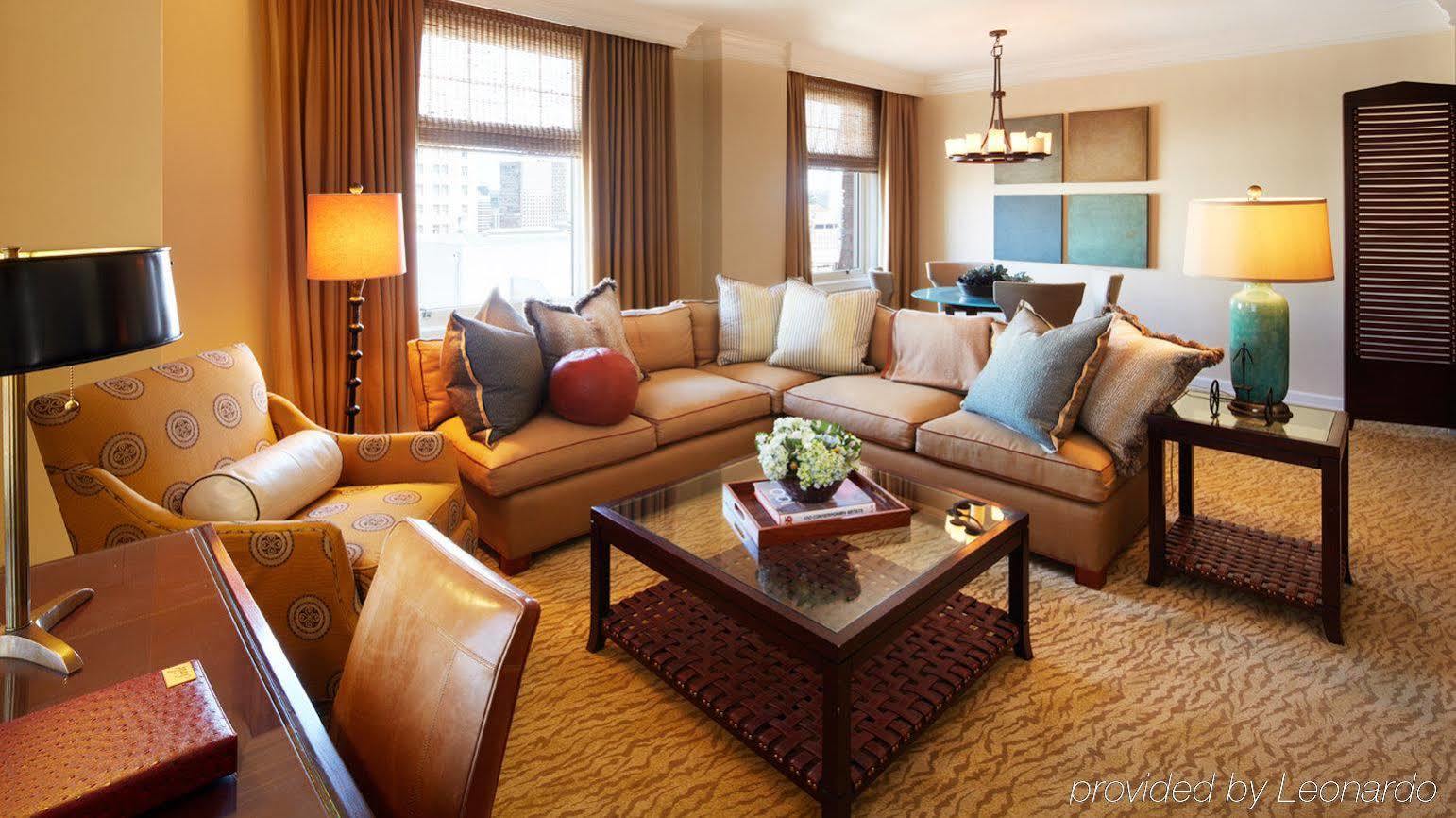 Hotel Huntington 5*