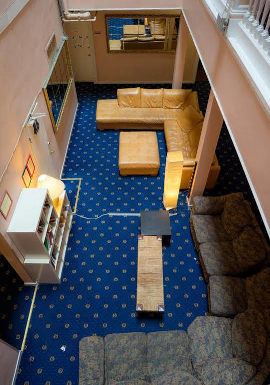 Found Hotel,