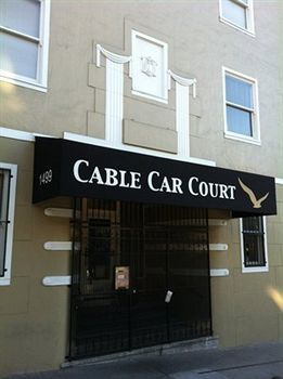 Aparthotel Cable Car Court *