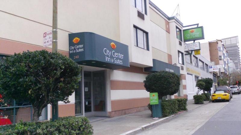 Center And Hotel