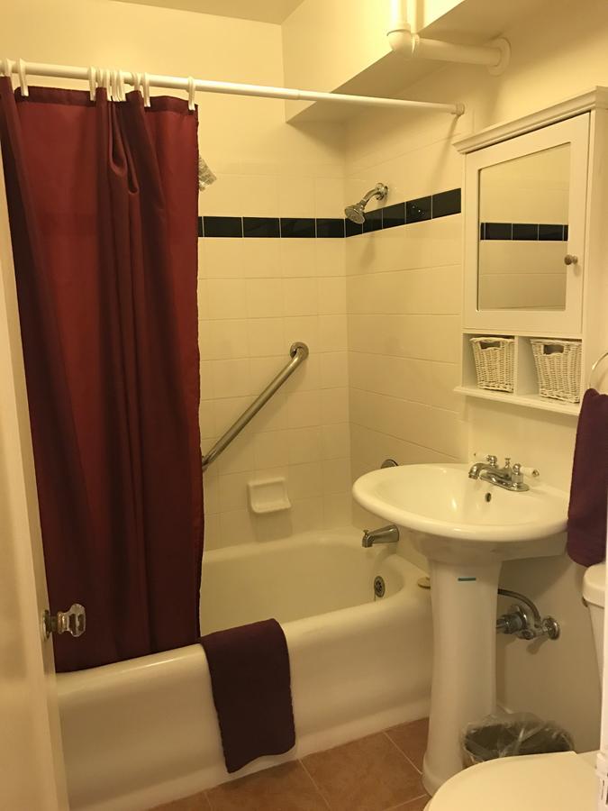 Hotel Mayflower Inc