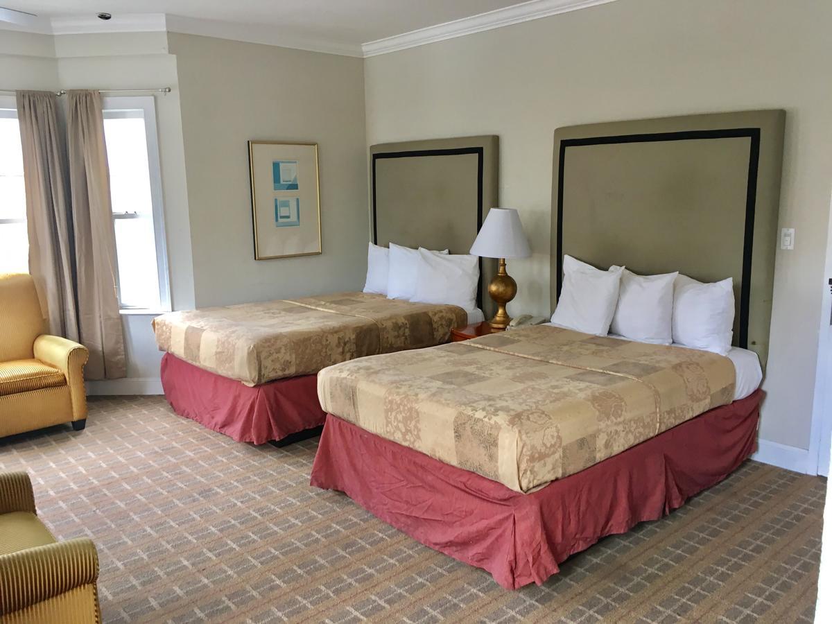 Americas Value & - Soma Hotel 2*