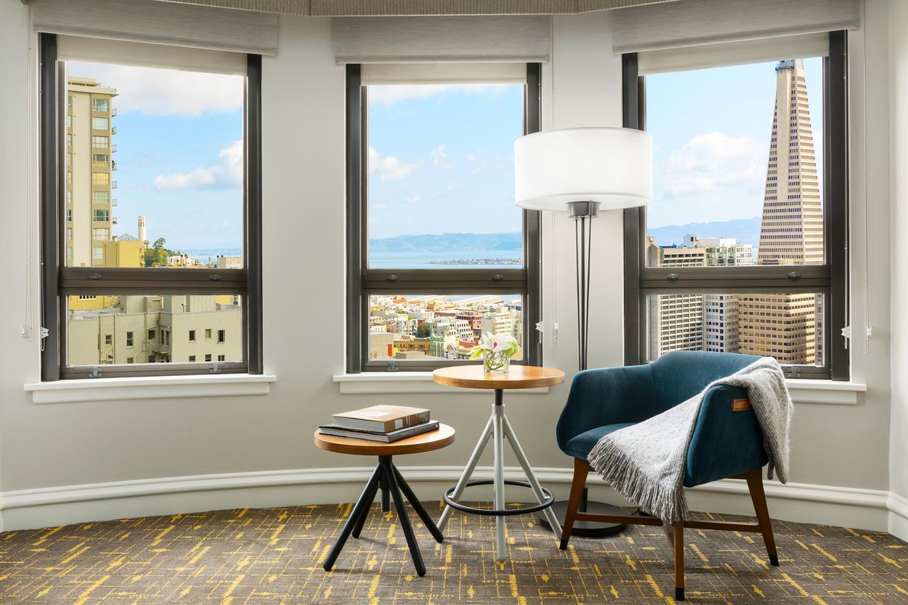 Stanford Court Hotel 4*