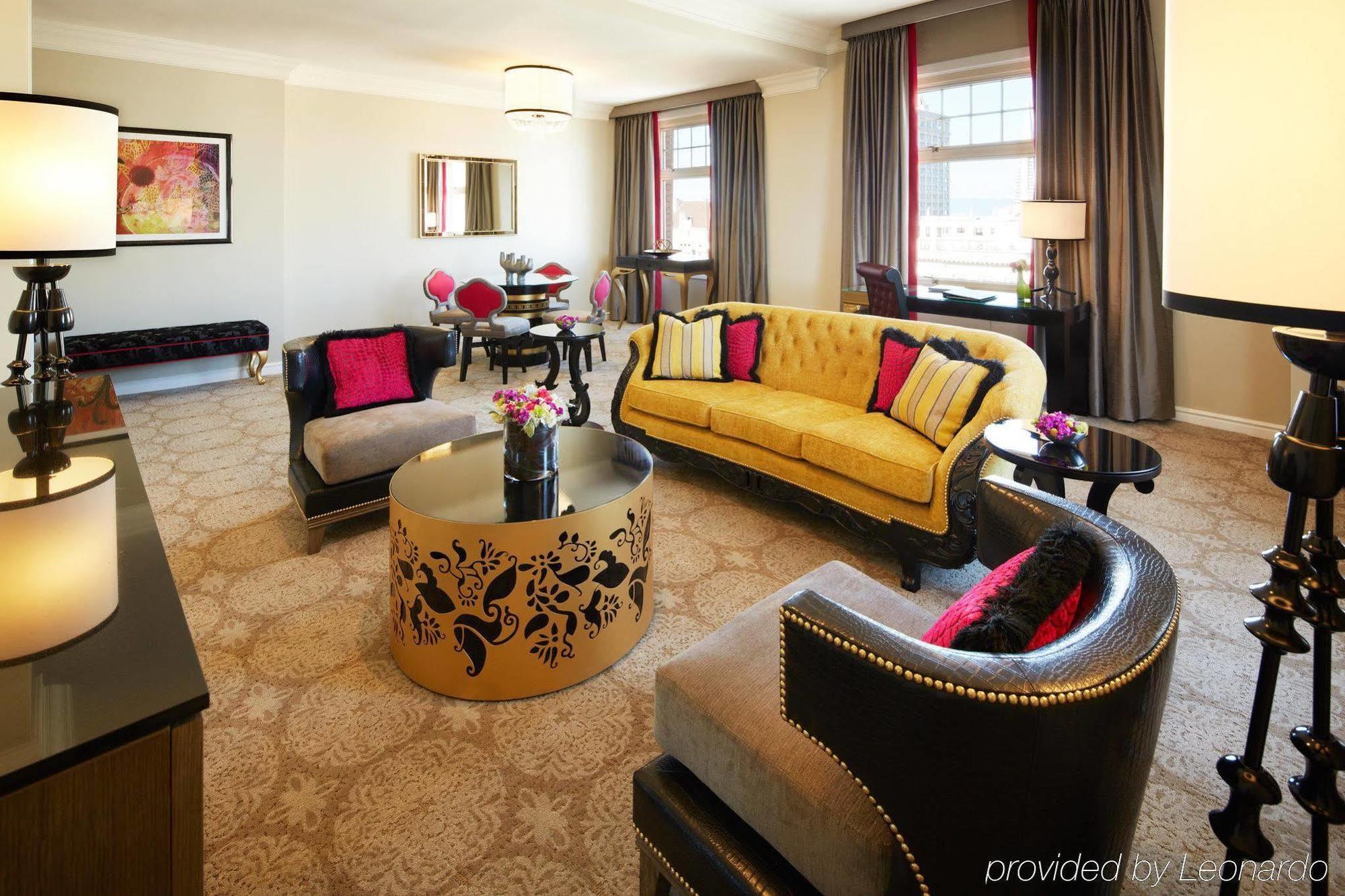 Hotel Huntington