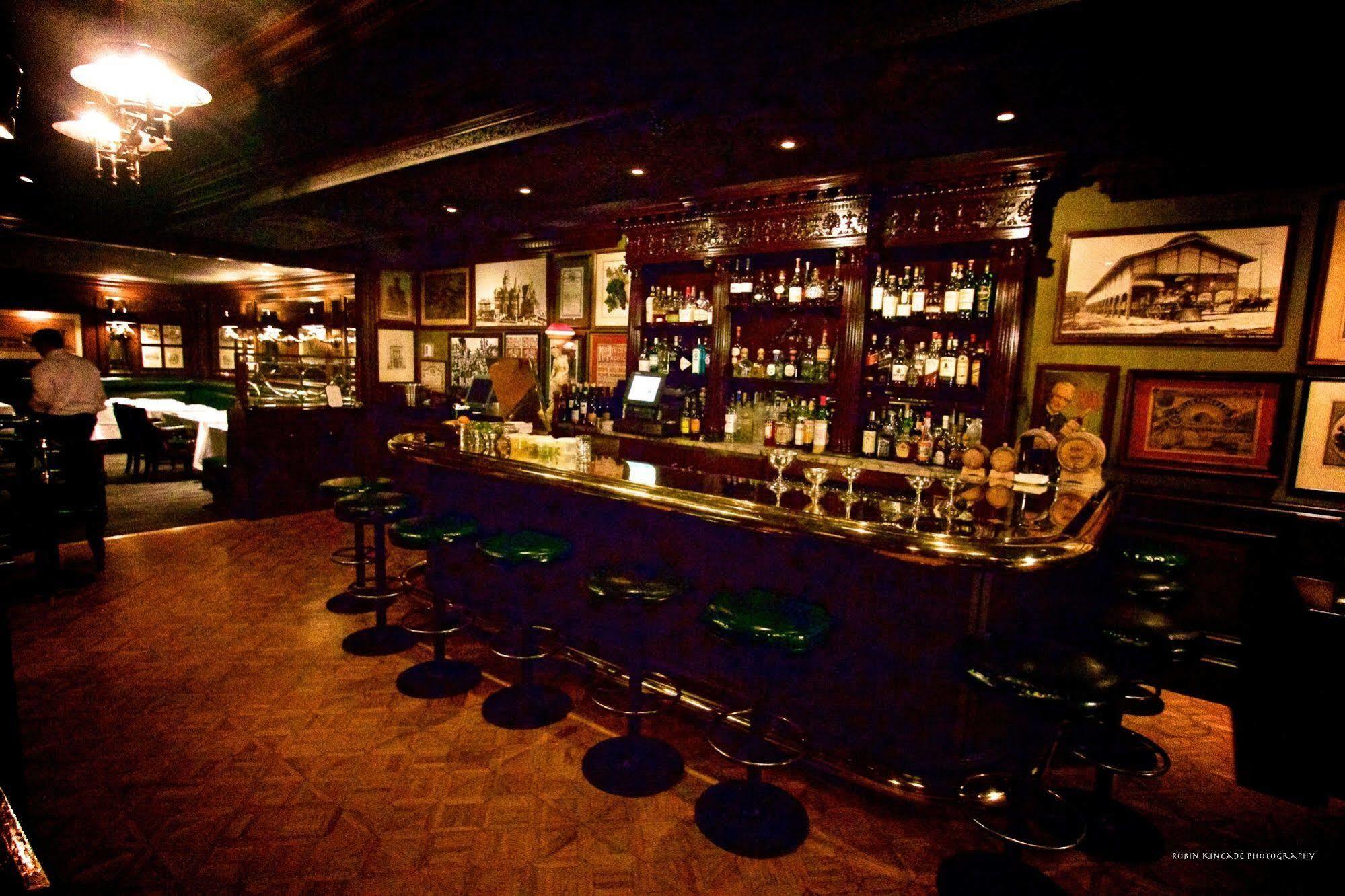 Hotel Huntington 5*