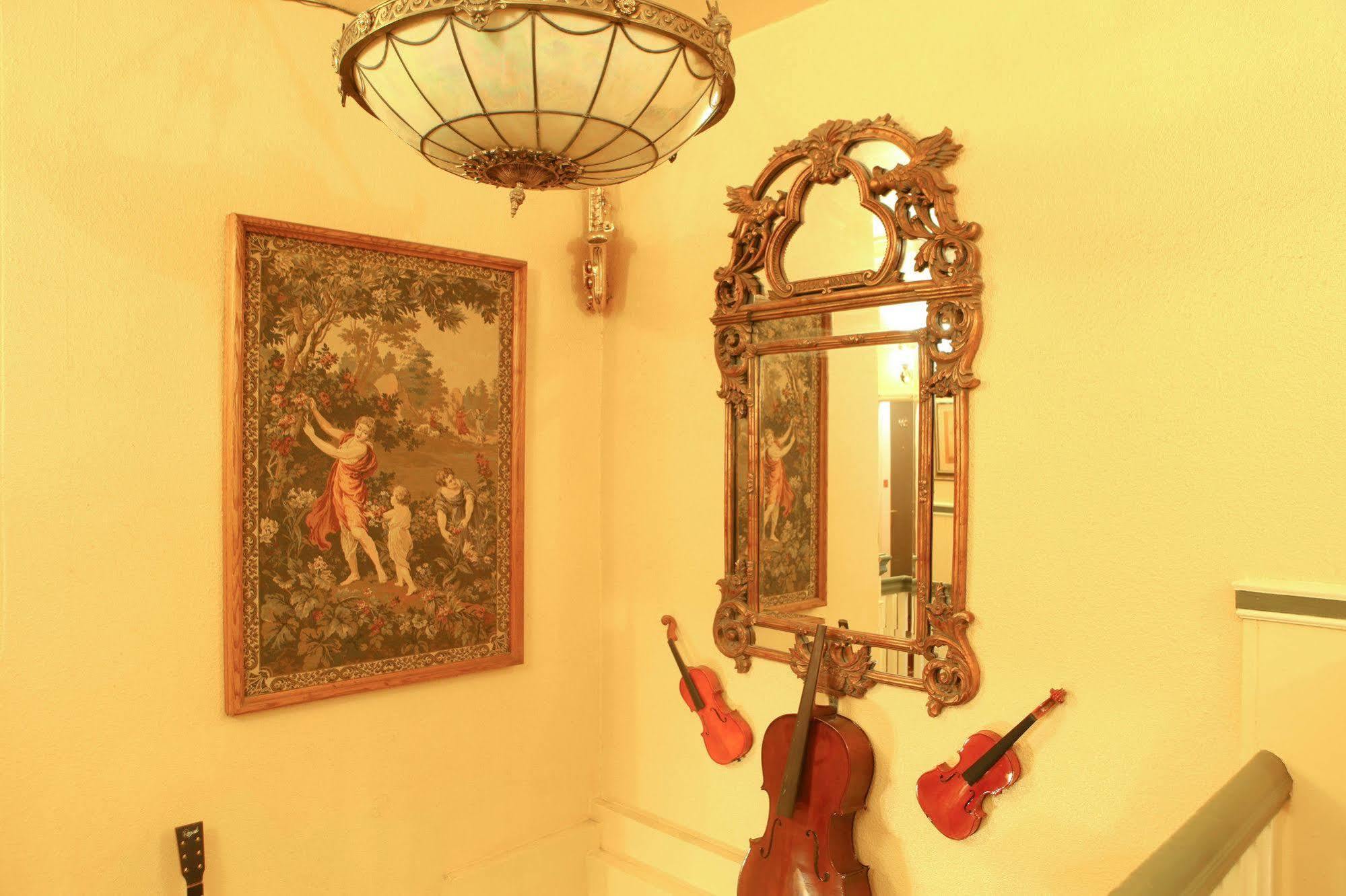 Music - Of The Music Hall Of Fame *
